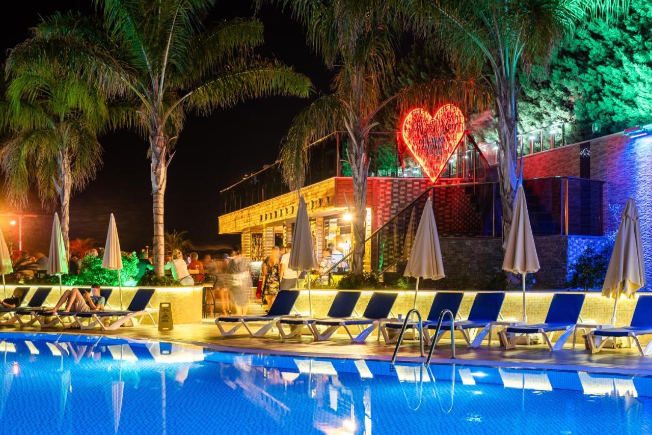 Michell & (adults Only) Hotell 5*